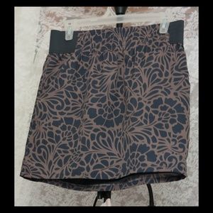 MOVING SALE Floral Slate & Tan Skirt with Pockets